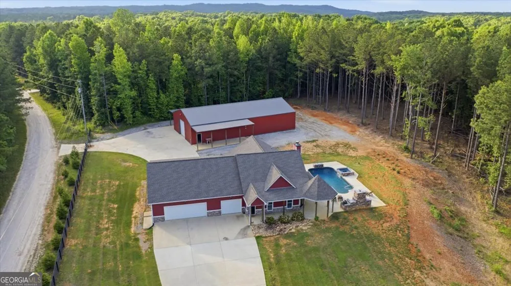1950 Mountain View RD Buchanan, GA 30113