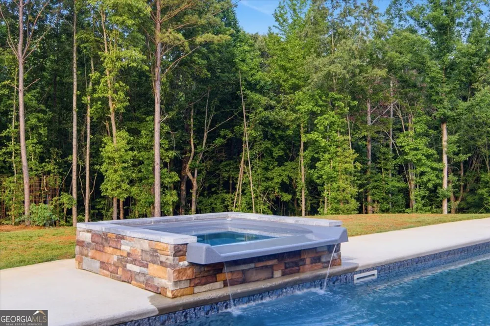 1950 Mountain View RD Buchanan, GA 30113