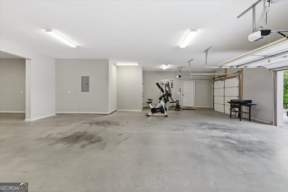 1950 Mountain View RD Buchanan, GA 30113