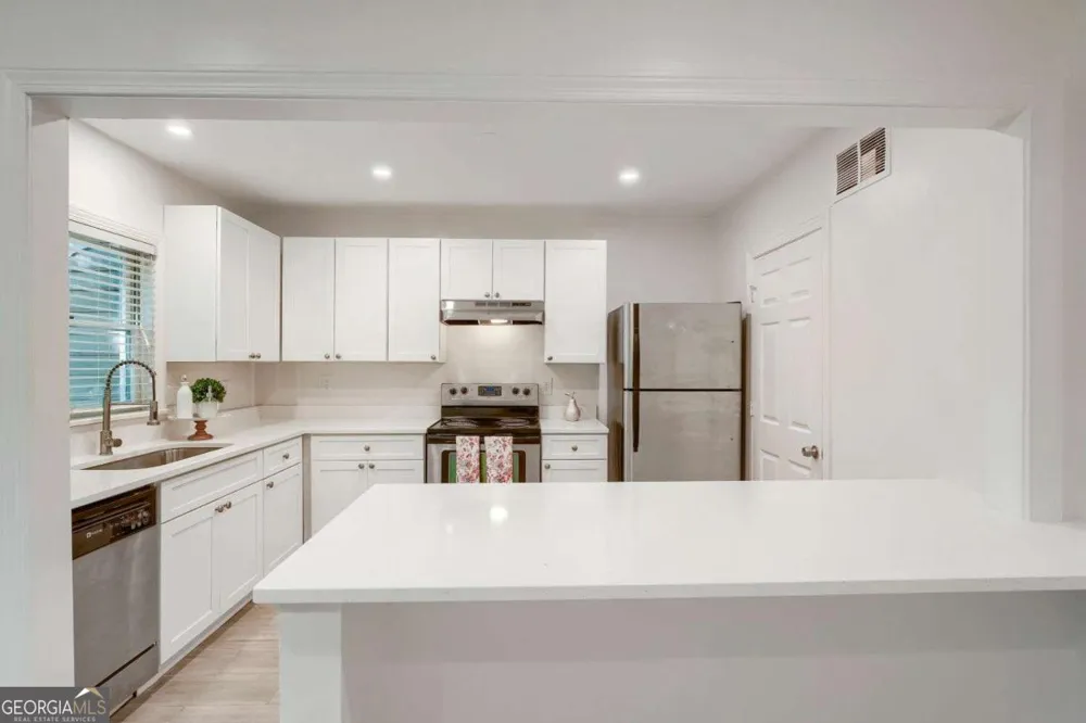 7500 Roswell RD Sandy Springs, GA 30350