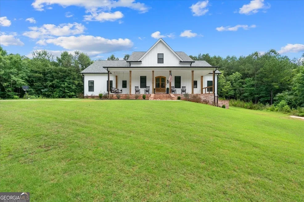 988 Boozer RD Heflin, AL 36264