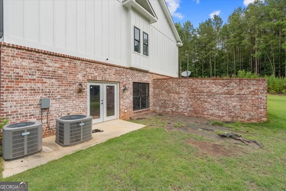 988 Boozer RD Heflin, AL 36264