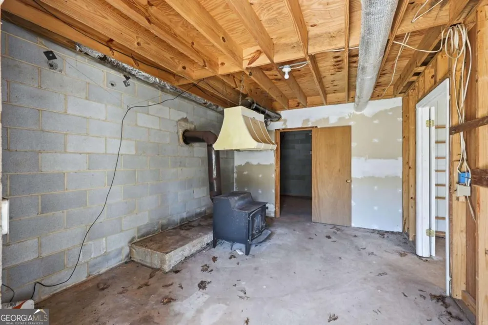 508 Providence RD Statham, GA 30666
