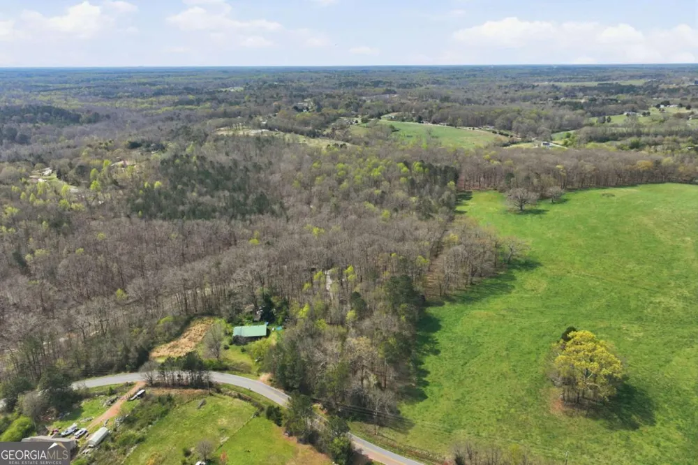 508 Providence RD Statham, GA 30666