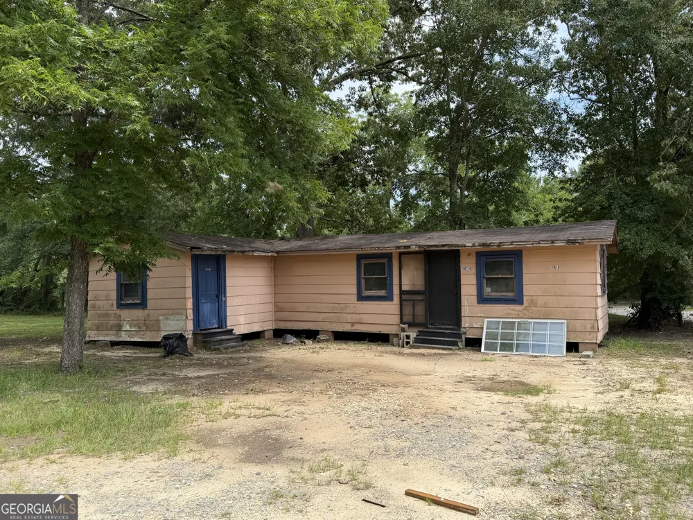 1610 Academy AVE Dublin, GA 31021