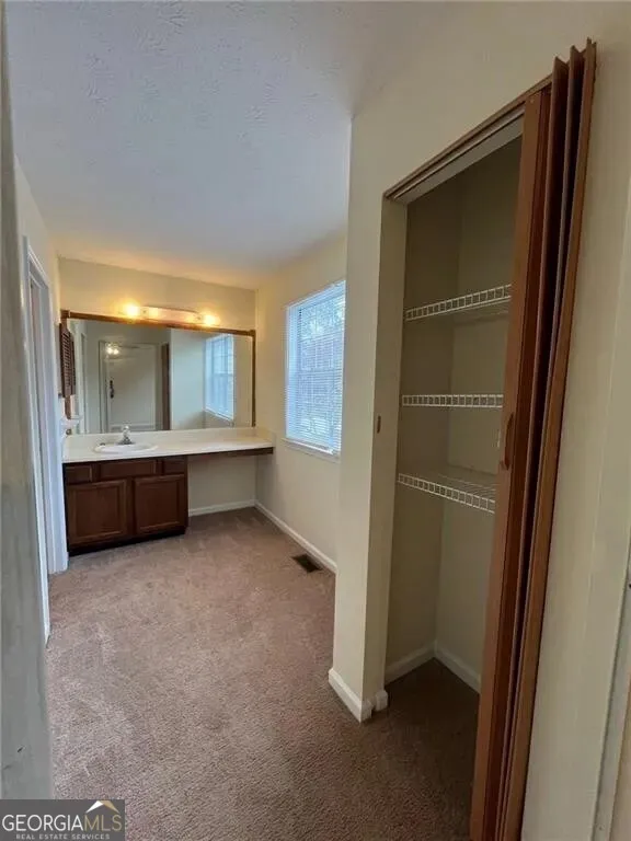 1183 Red Oak CV Tucker, GA 30084