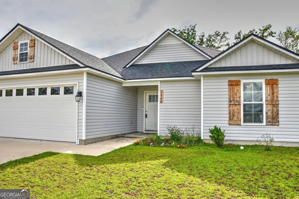 2048 Meadow Cove DR Valdosta, GA 31605