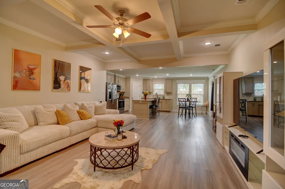 2048 Meadow Cove DR Valdosta, GA 31605