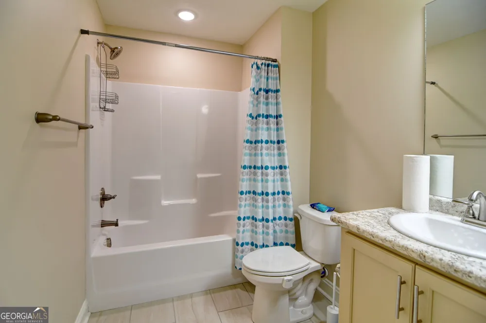 2048 Meadow Cove DR Valdosta, GA 31605