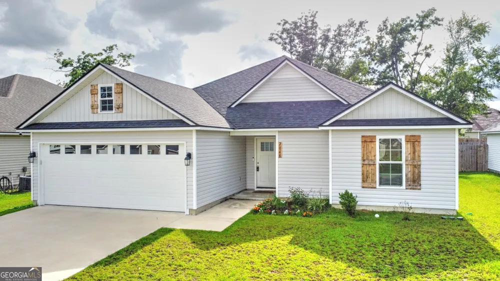 2048 Meadow Cove DR Valdosta, GA 31605
