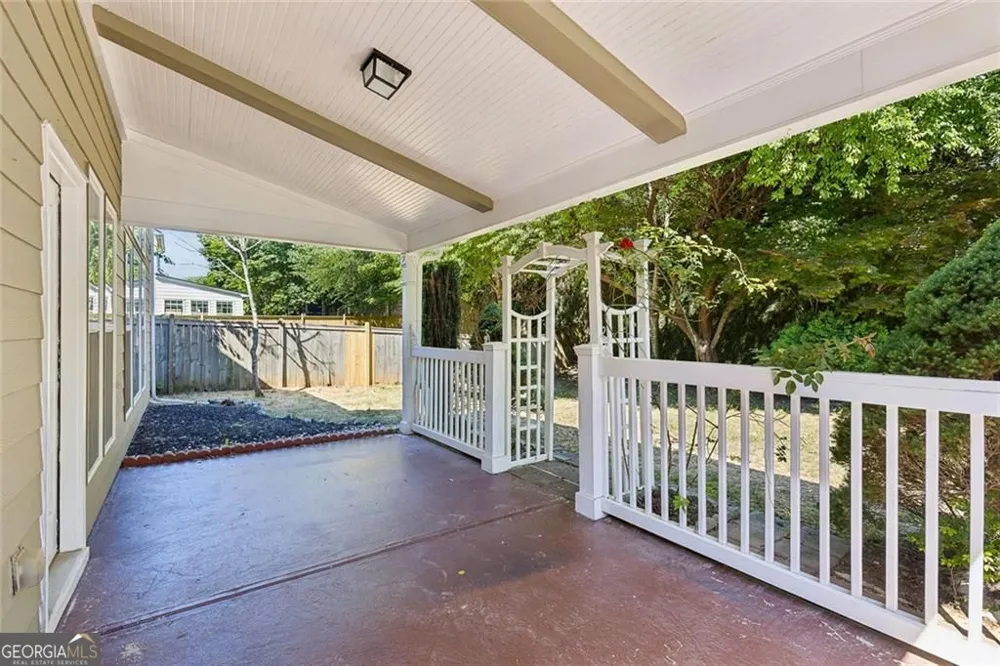 615 Syemore PASS Canton, GA 30115