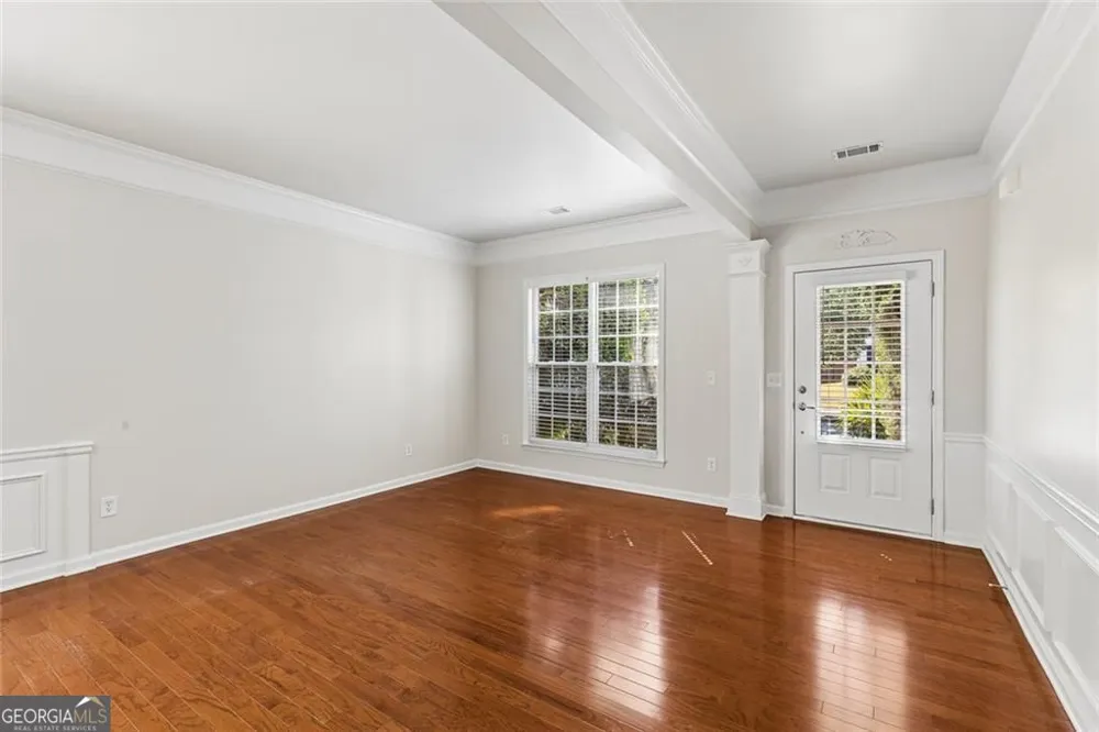 615 Syemore PASS Canton, GA 30115