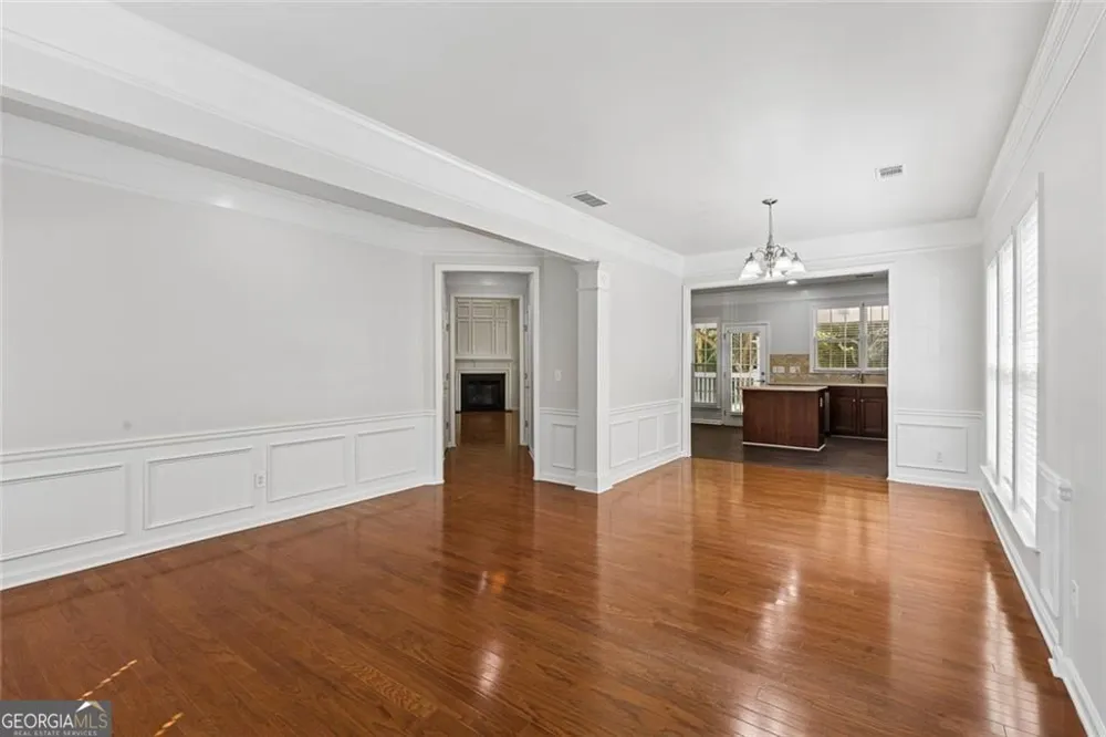 615 Syemore PASS Canton, GA 30115