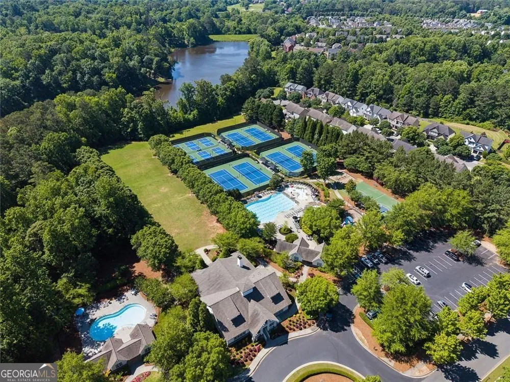 615 Syemore PASS Canton, GA 30115