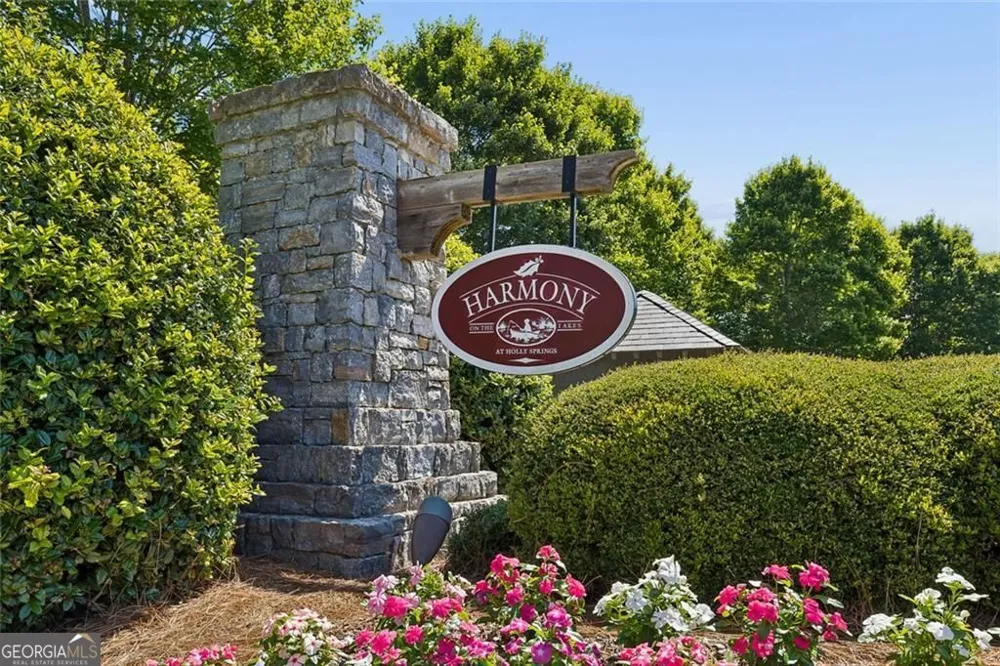 615 Syemore PASS Canton, GA 30115
