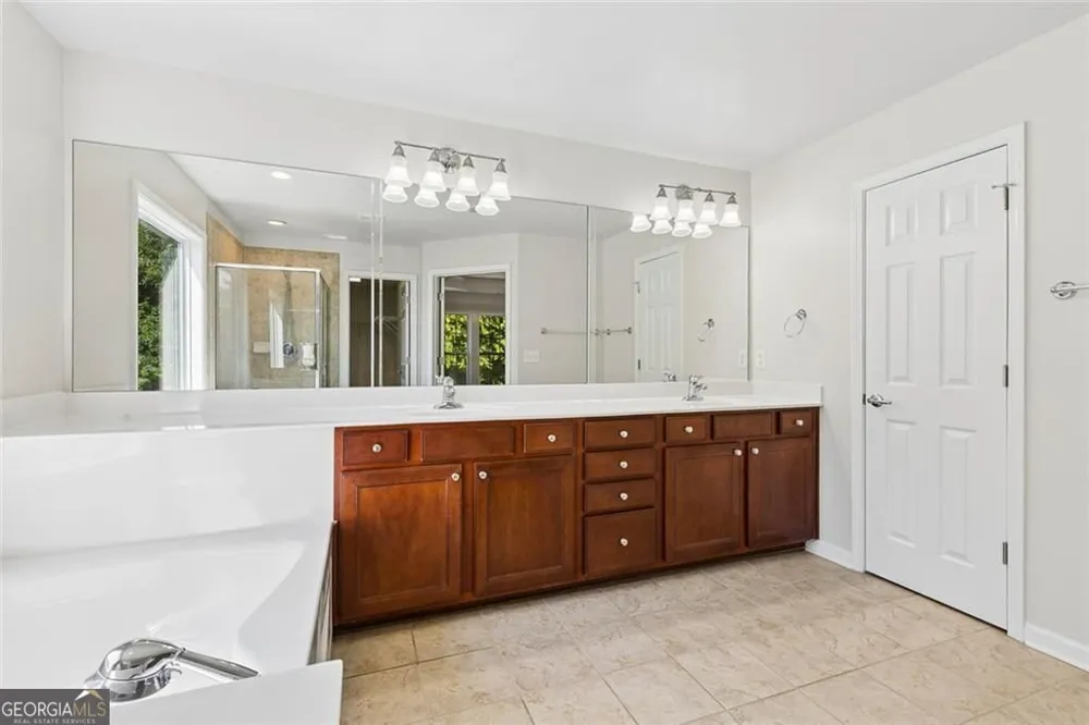 615 Syemore PASS Canton, GA 30115