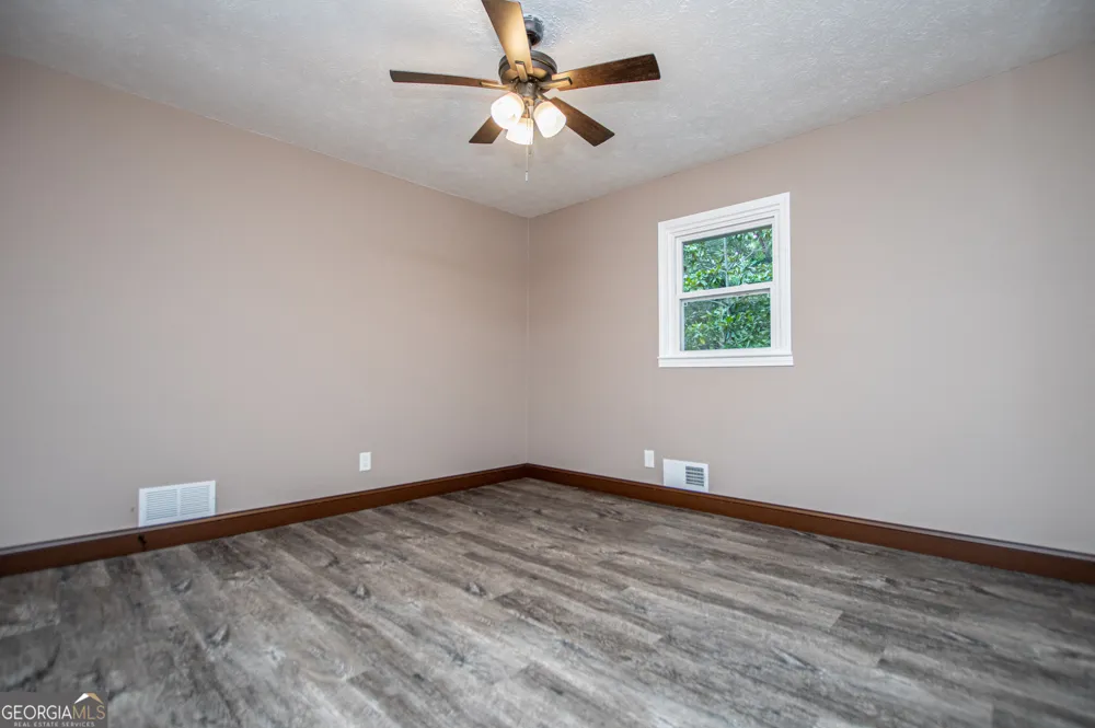 41 Reynolds ST Bremen, GA 30110