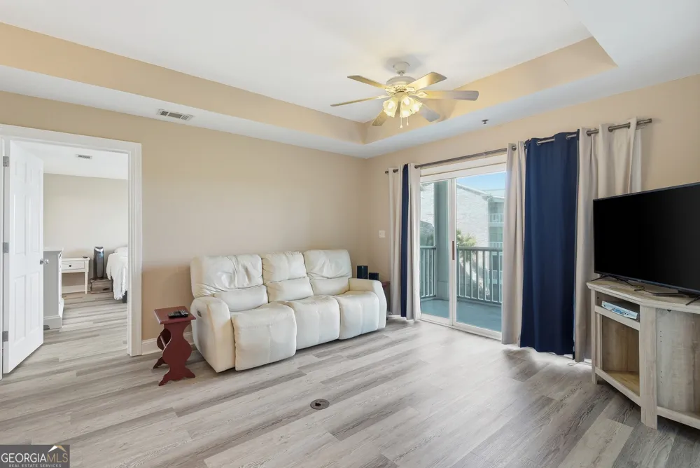 91 Screven ST Darien, GA 31305