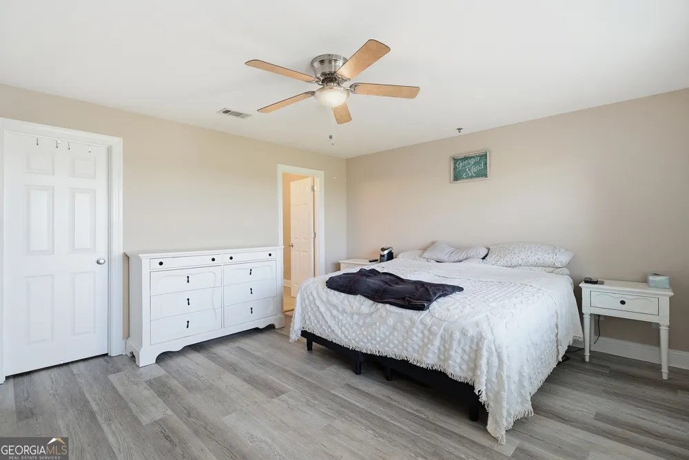 91 Screven ST Darien, GA 31305