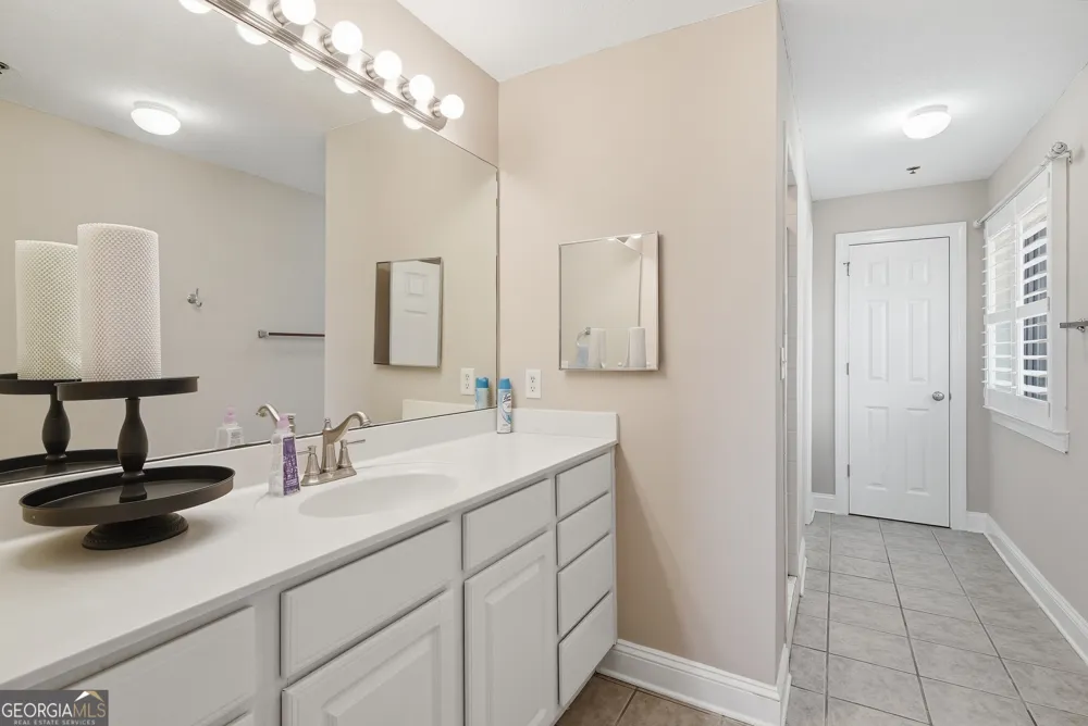 91 Screven ST Darien, GA 31305