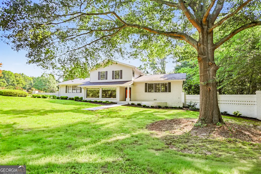 235 Minish Lake RD Commerce, GA 30530