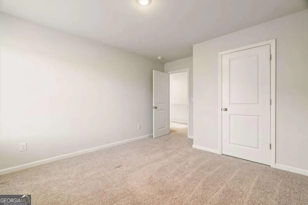 2568 Swan Lake DR Grayson, GA 30017