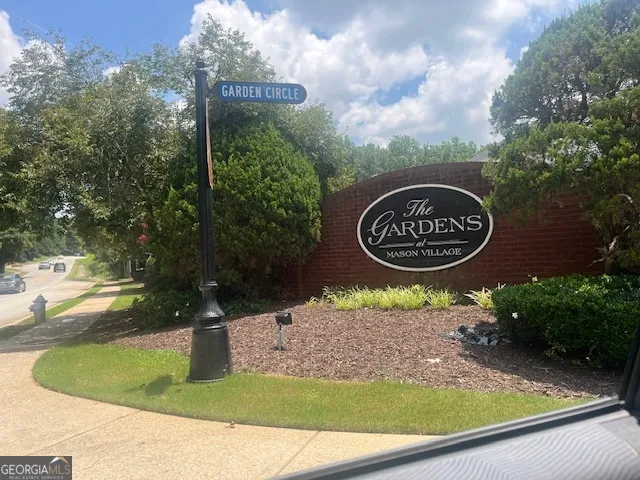 6165 Garden CIR Douglasville, GA 30135