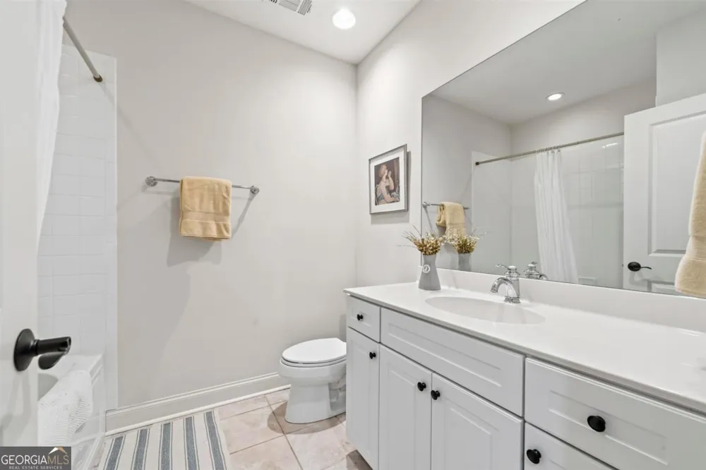 1051 Portside CT Greensboro, GA 30642