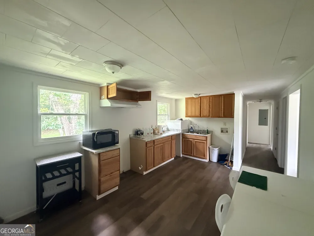 223 Gay ST Millen, GA 30442