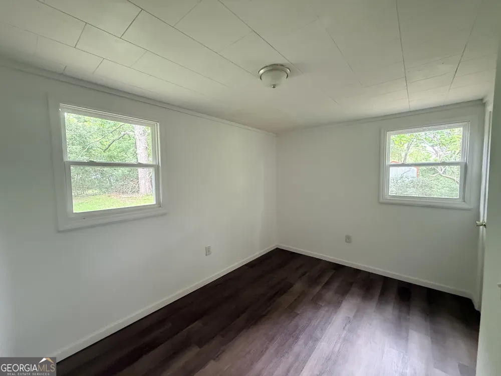 223 Gay ST Millen, GA 30442