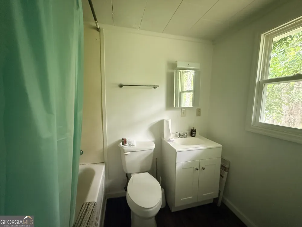 223 Gay ST Millen, GA 30442