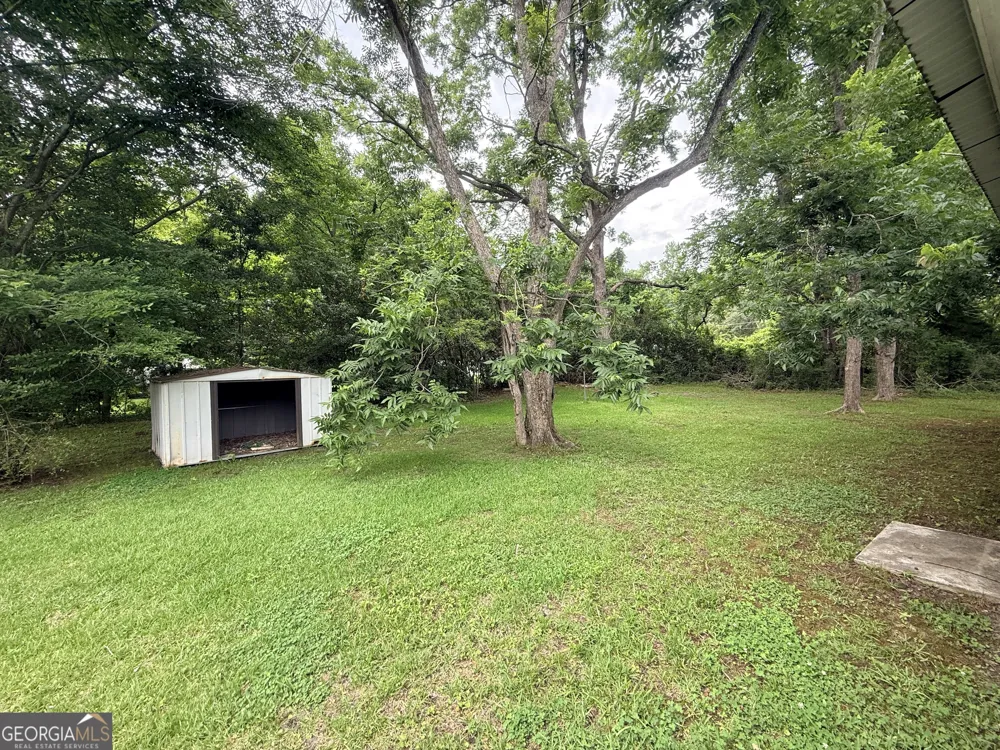 223 Gay ST Millen, GA 30442