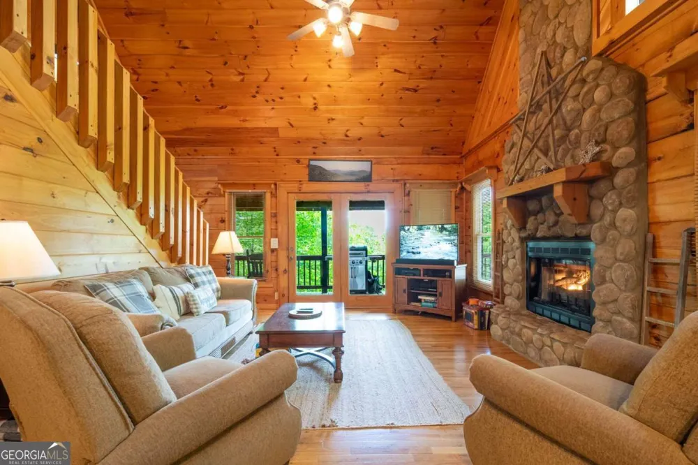 305 Martin XING Cherry Log, GA 30522