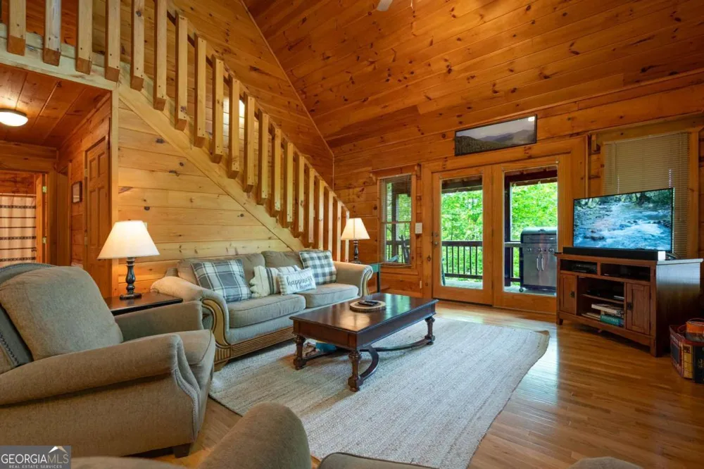 305 Martin XING Cherry Log, GA 30522