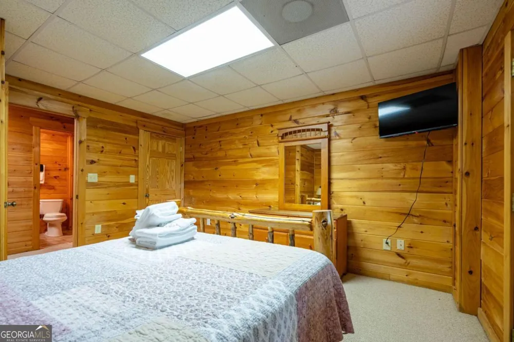305 Martin XING Cherry Log, GA 30522