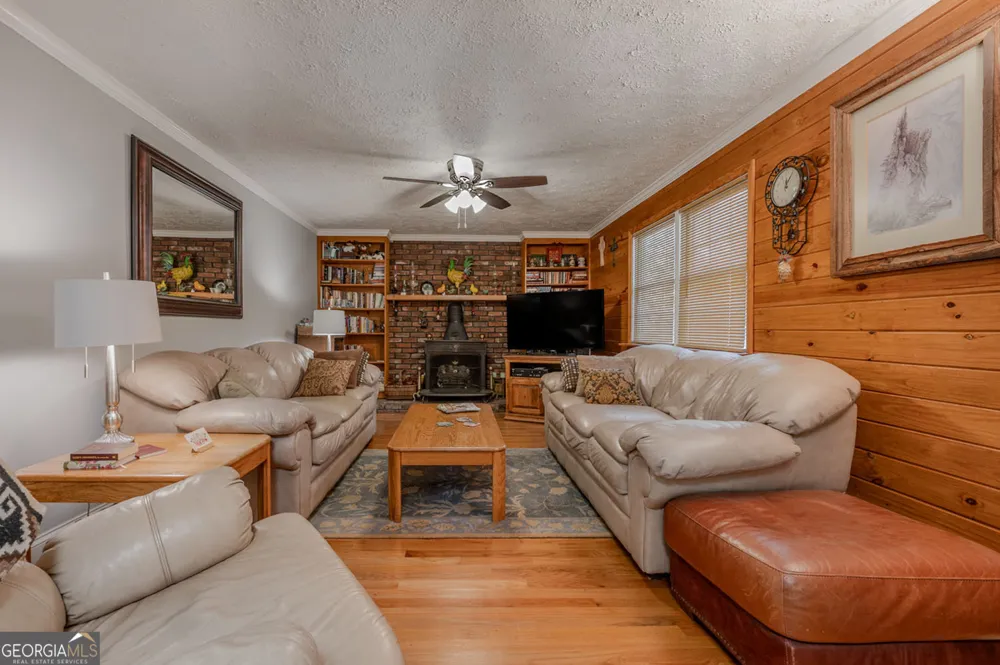 1417 Wn Main ST LaFayette, GA 30728