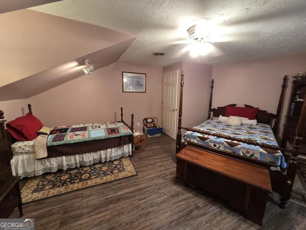1417 Wn Main ST LaFayette, GA 30728