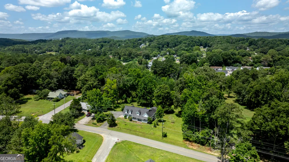 1417 Wn Main ST LaFayette, GA 30728
