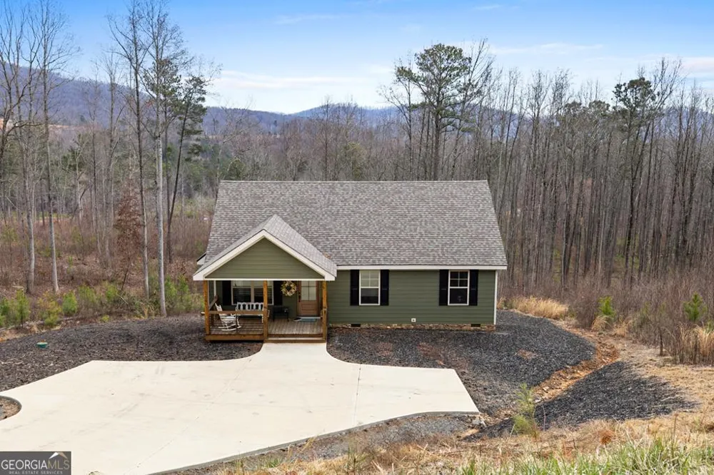 1281 Twisted Oak RD Talking Rock, GA 30175