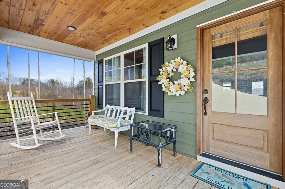 1281 Twisted Oak RD Talking Rock, GA 30175