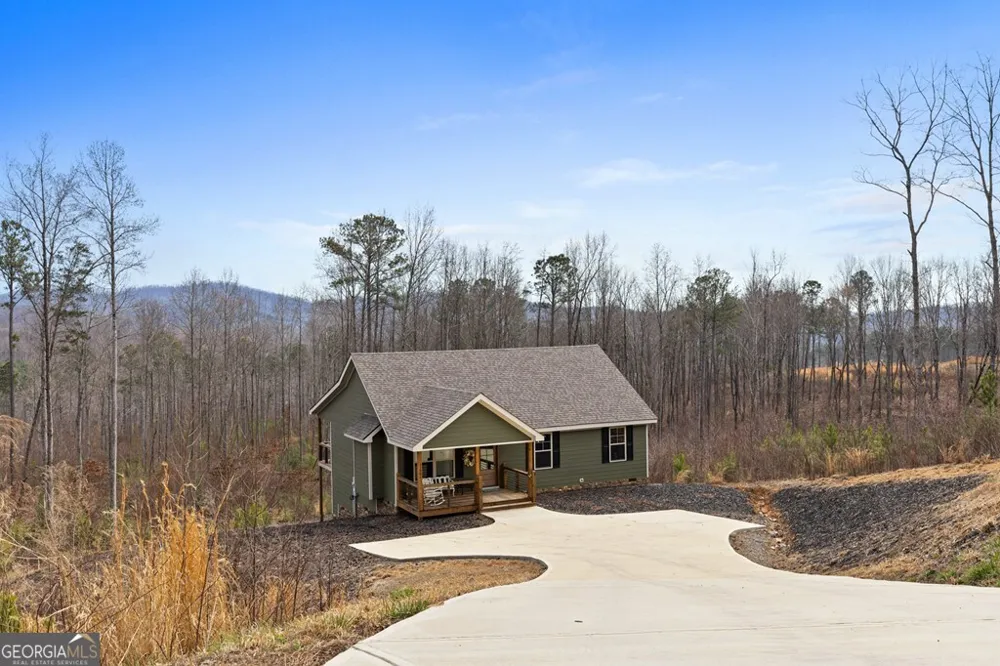 1281 Twisted Oak RD Talking Rock, GA 30175