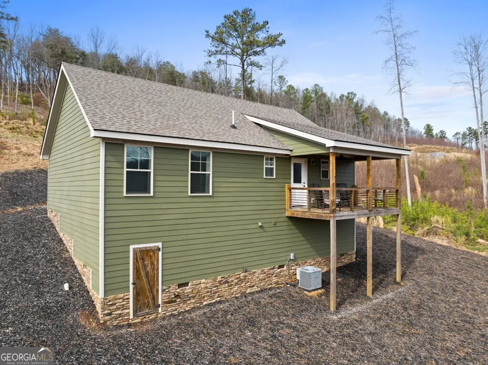 1281 Twisted Oak RD Talking Rock, GA 30175