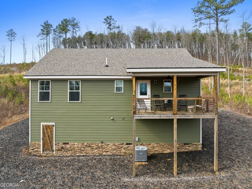 1281 Twisted Oak RD Talking Rock, GA 30175