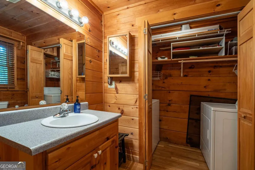 305 Martin XING Cherry Log, GA 30522