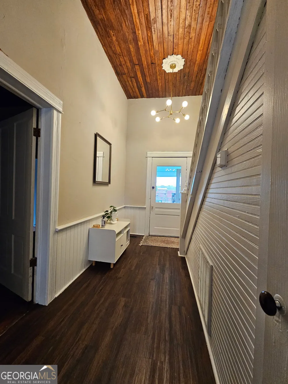 1907 Broad ST Statham, GA 30666