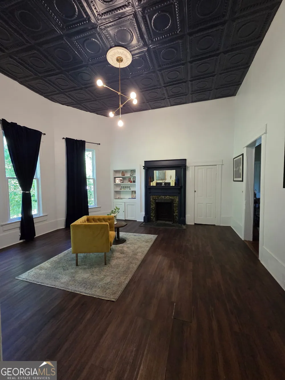 1907 Broad ST Statham, GA 30666