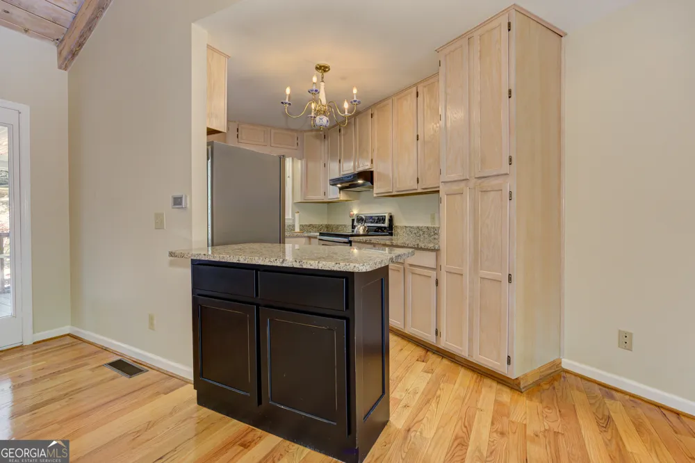 24 Sal Mountain WAY Sautee Nacoochee, GA 30571