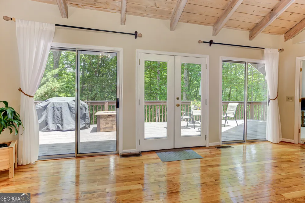 24 Sal Mountain WAY Sautee Nacoochee, GA 30571
