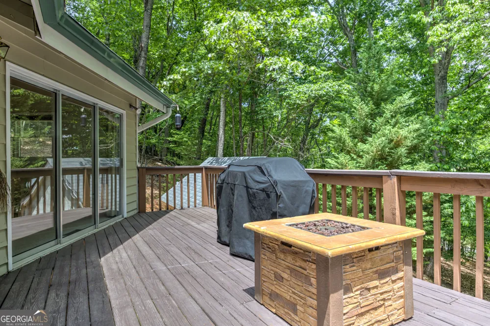 24 Sal Mountain WAY Sautee Nacoochee, GA 30571