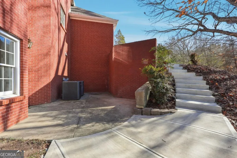 2857 Bridgeview DR Gainesville, GA 30507